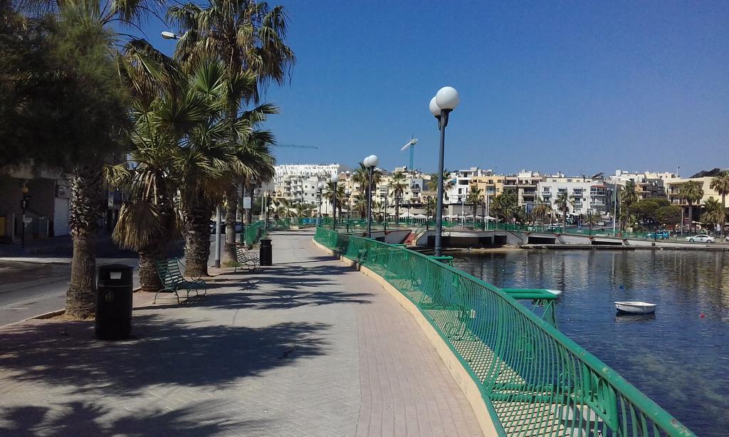 The April Maisonette Marsaskala Ngoại thất bức ảnh