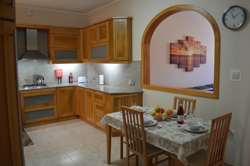 The April Maisonette Marsaskala Ngoại thất bức ảnh